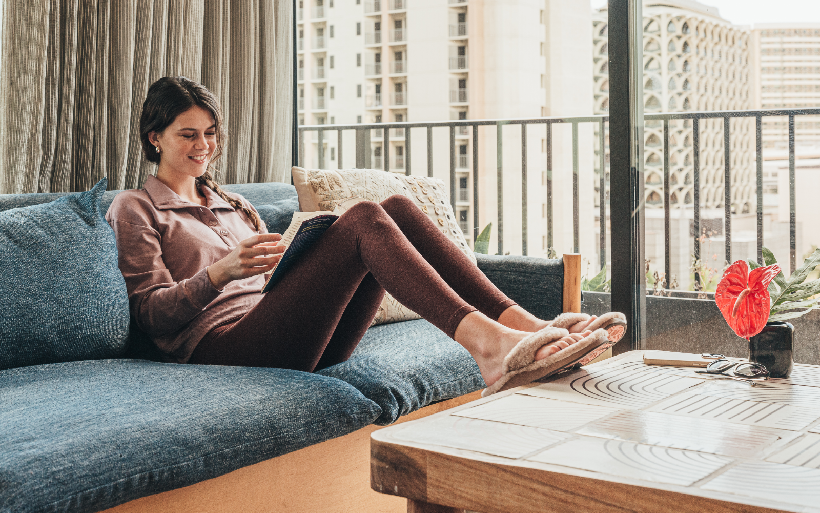 Best Slippers With Arch Support for Men & Women – OluKai