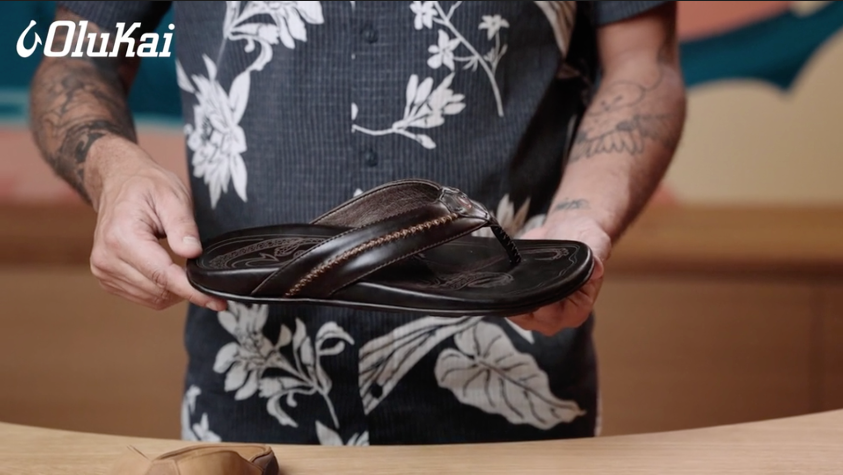 Olukai ola top flip flop