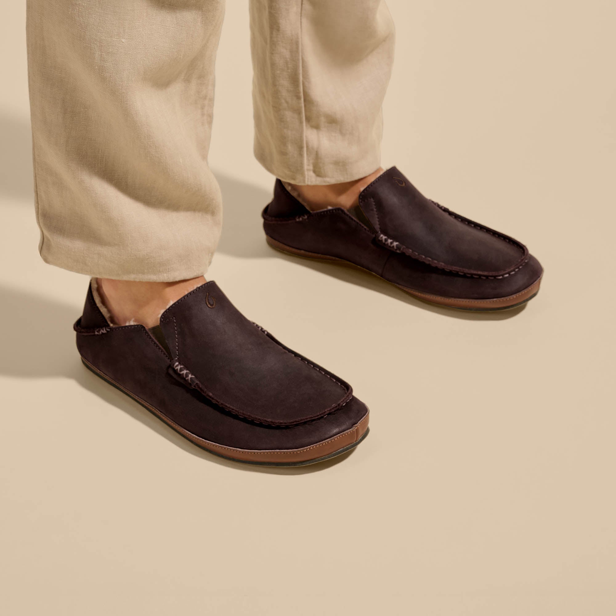 Molo Men s Nubuck Leather Slippers Dark Wood OluKai