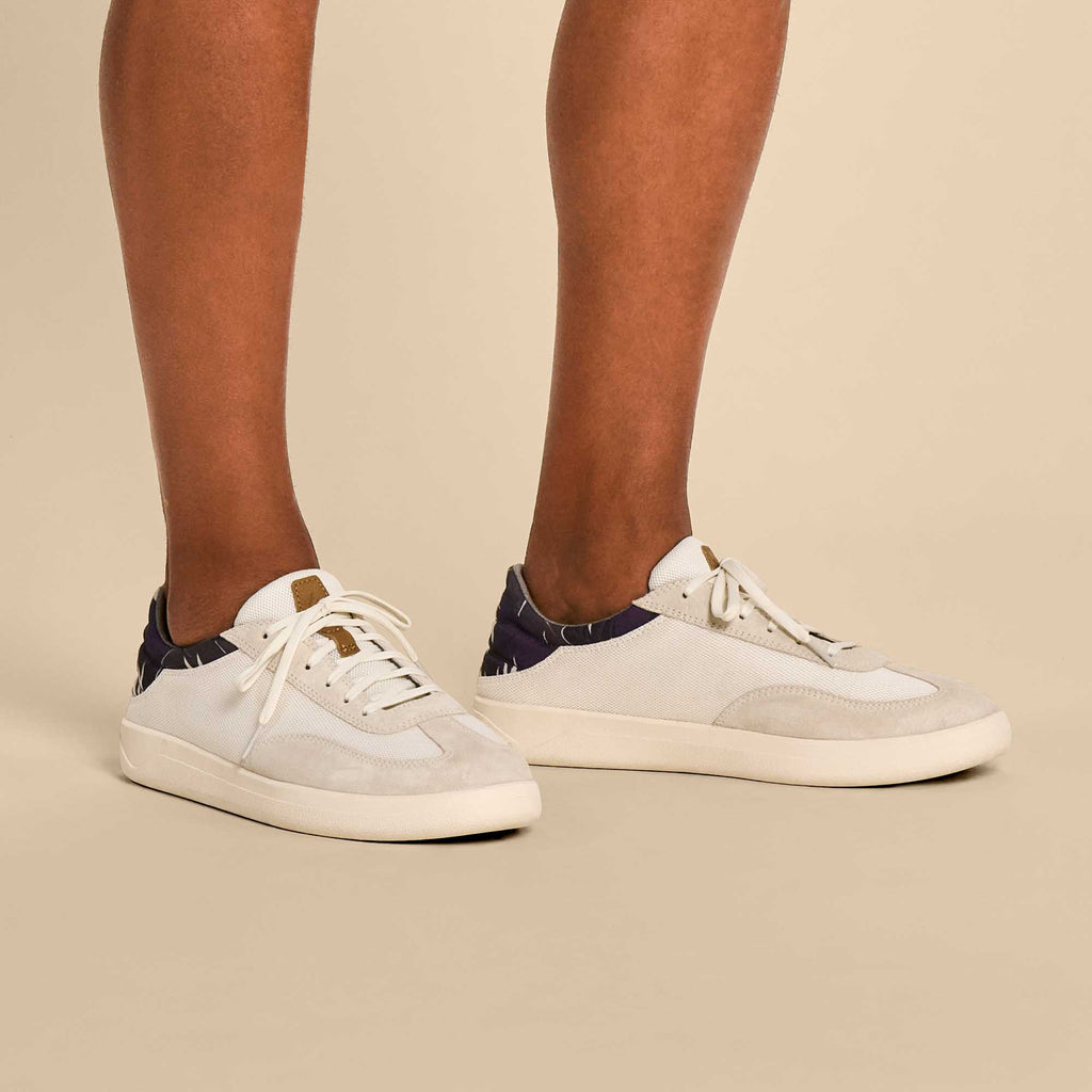 Pūnini Sneaker Shoes - White / Aloha | OluKai
