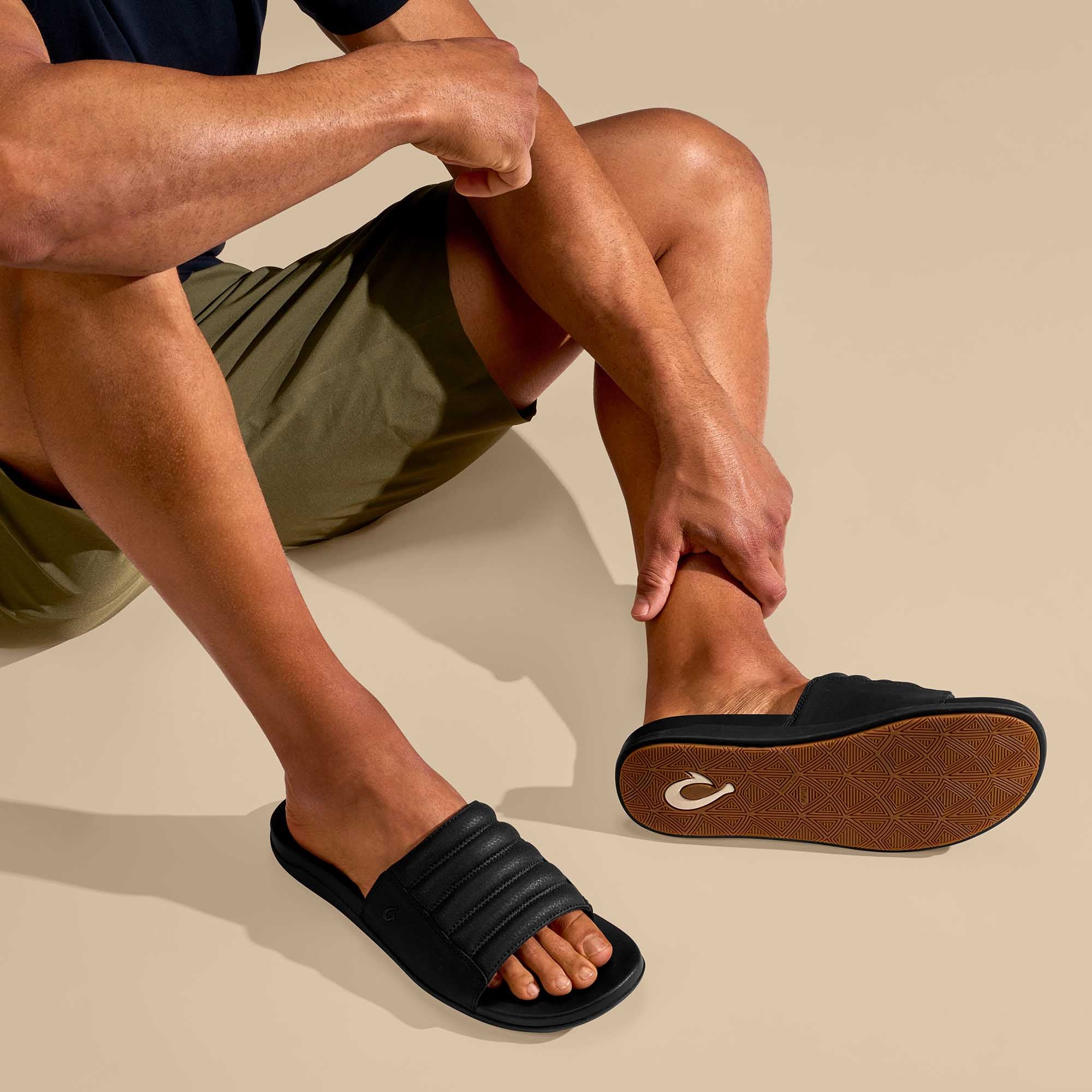 Olukai sliders hot sale