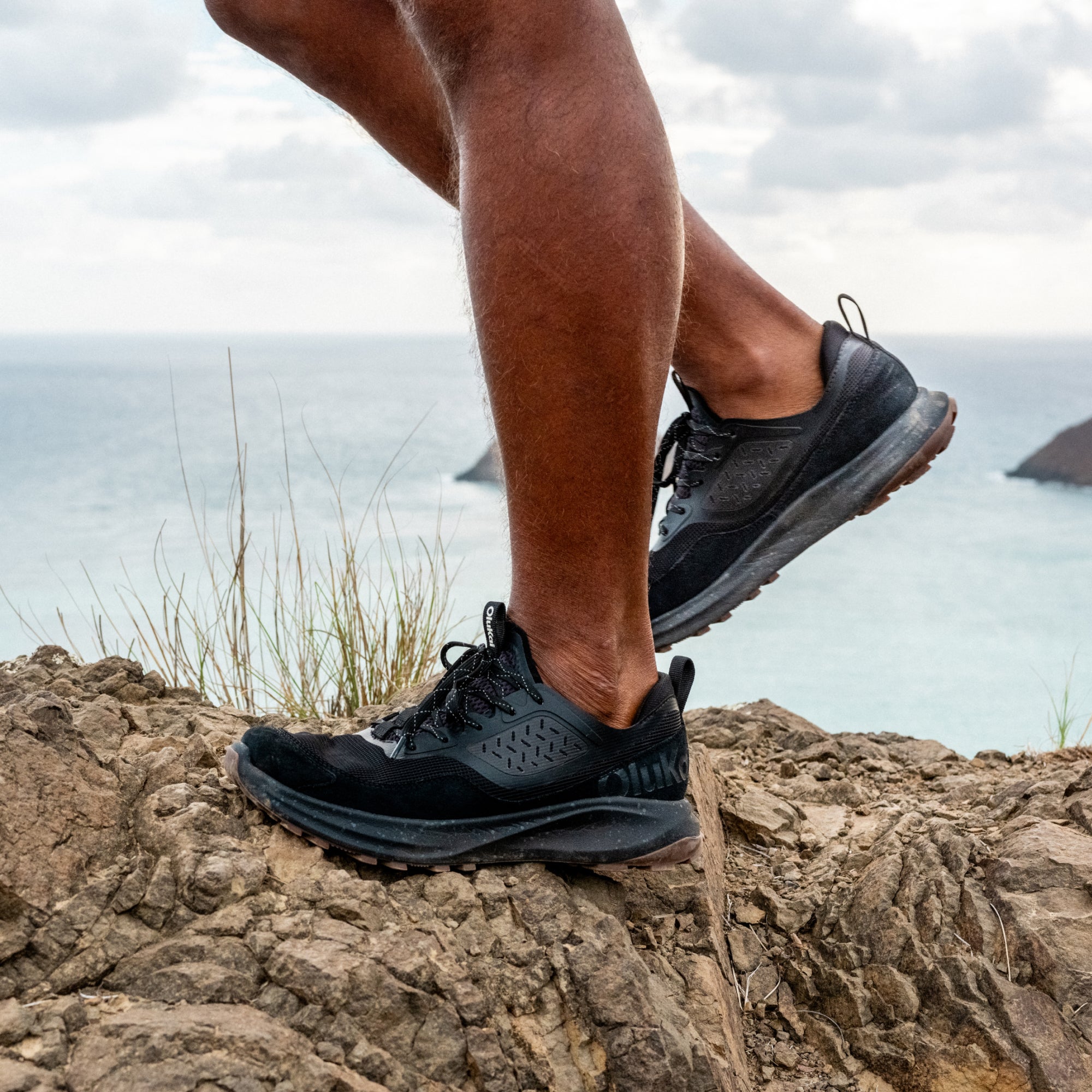 Makiki - Black / Black | OluKai