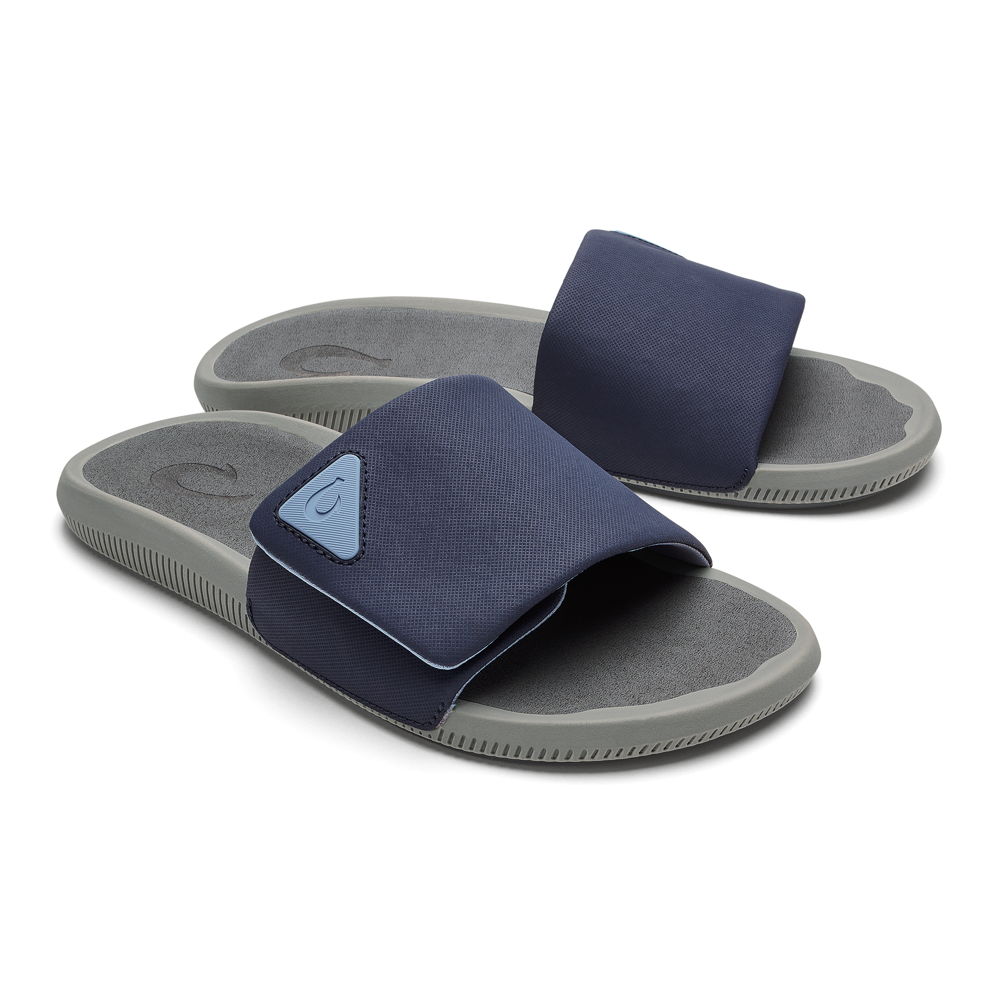 NEW OLUKAI men\'s ulele flip flops beach sandal in blue depth/charcoal 10435_TB26_001_M_ULELE_TideBlu  main image 4