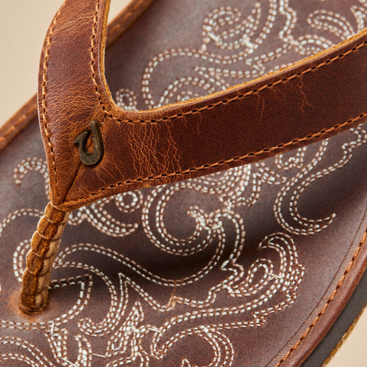 OluKai Paniolo Lipi Leather Flip Flop Sandals – Agape Chic Consignment  Boutique