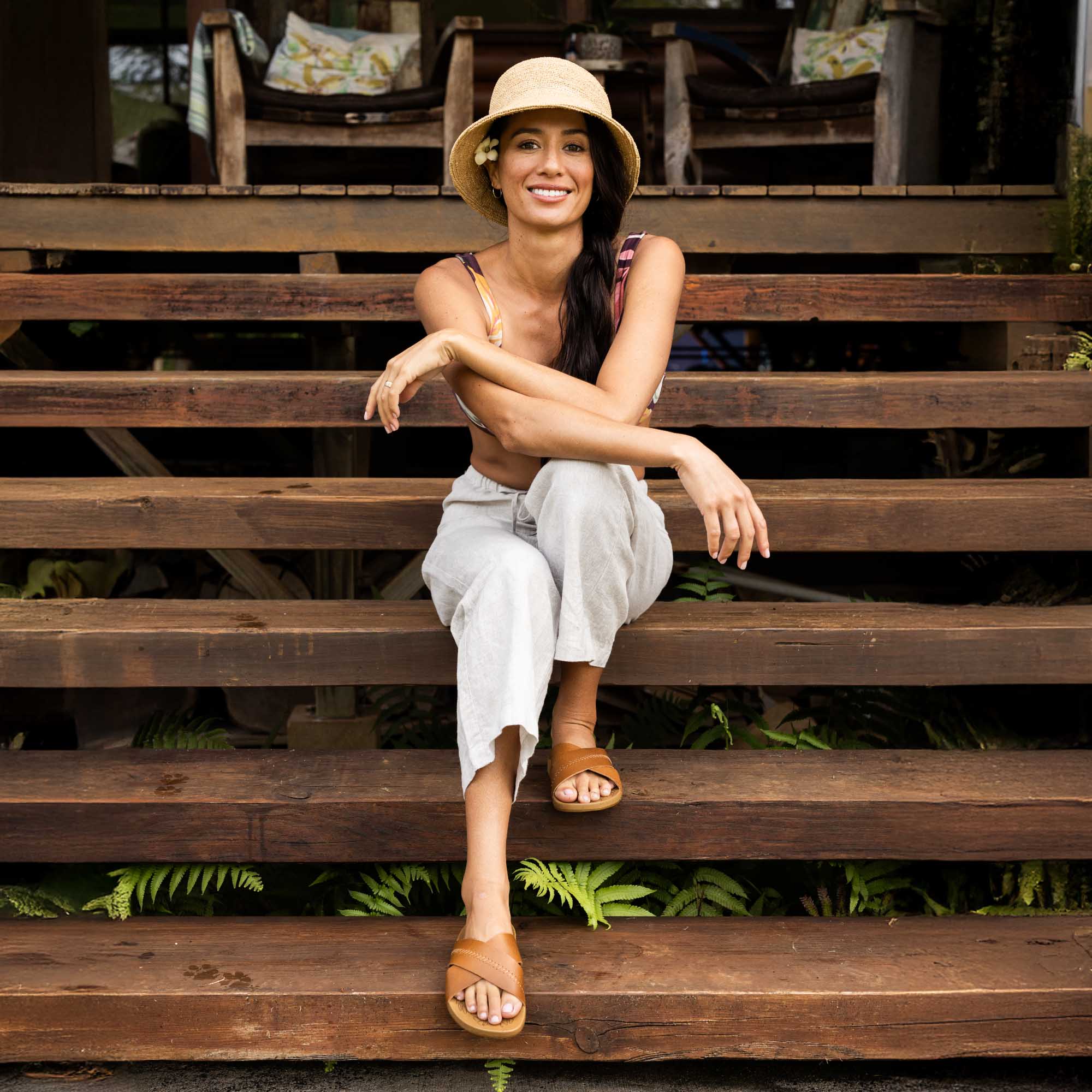 Kipe'a 'Olu Women's Slide Sandals - Sahara | OluKai