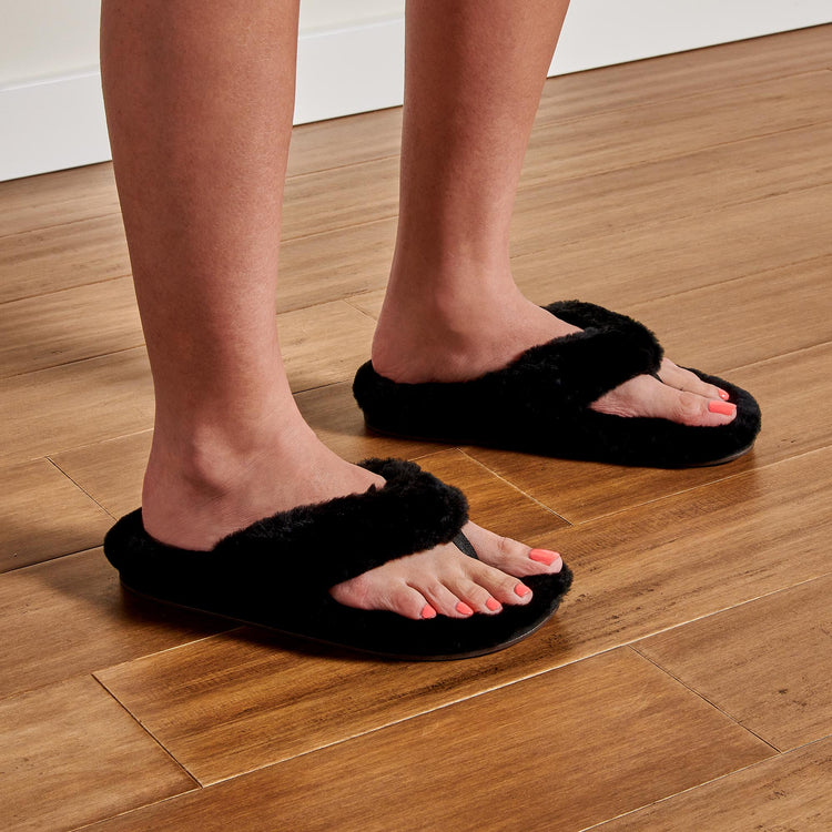 Kīpe'a Heu Women's Flip Flop Slippers - Black