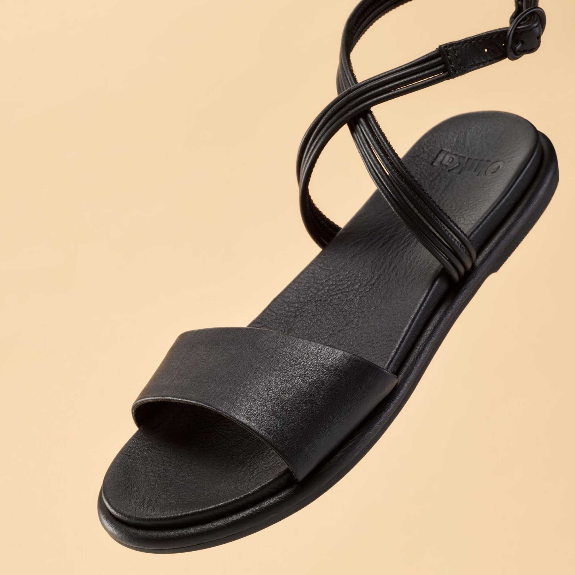 Tiare Wrap Women's Leather Sandals - Black | OluKai