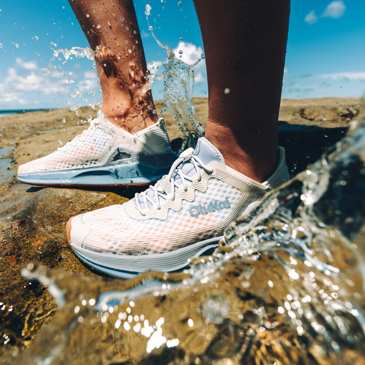 Ahi - Bright White / Lanai Breeze | OluKai