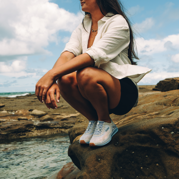 Ahi - Bright White / Lanai Breeze | OluKai