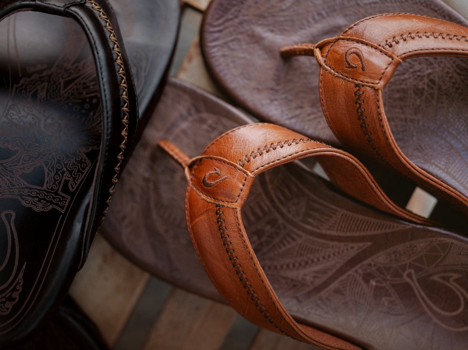 OluKai Menâs Leather Sandals Collection