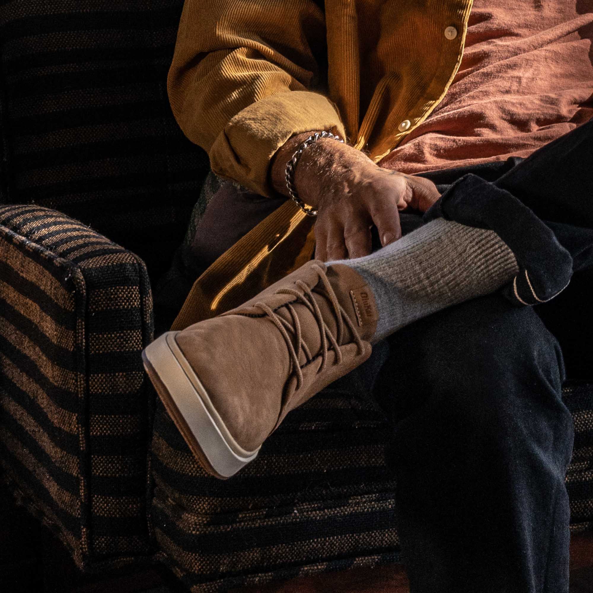 オノユキ Papakū 'Ili Men's Waterproof Leather Boots- Tan | OluKai