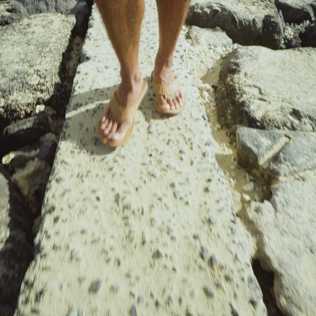 Tuahine Men's Waterproof Leather Beach Sandals - Fox | OluKai