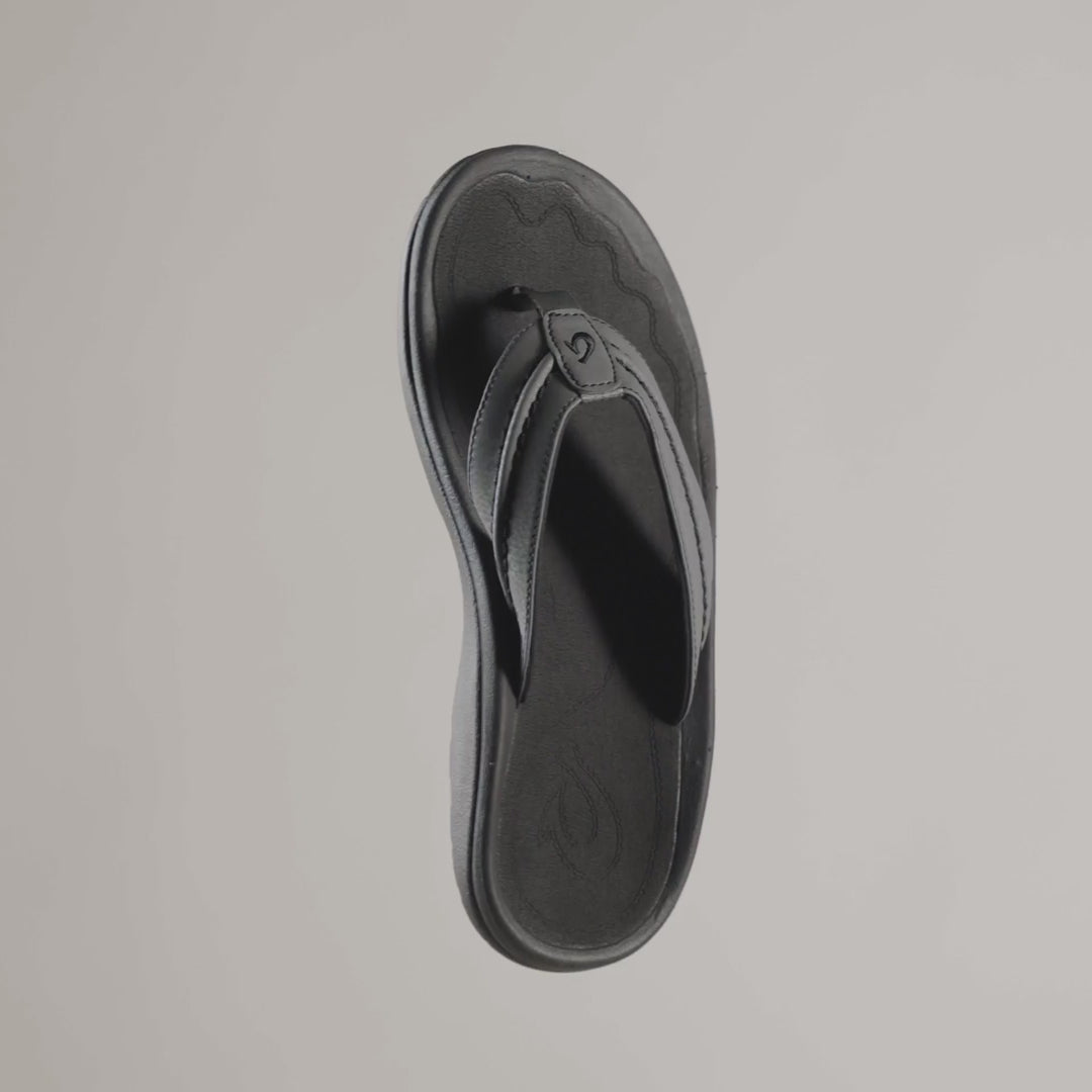 Hokua Men's Beach Sandals - Dark Wood | OluKai