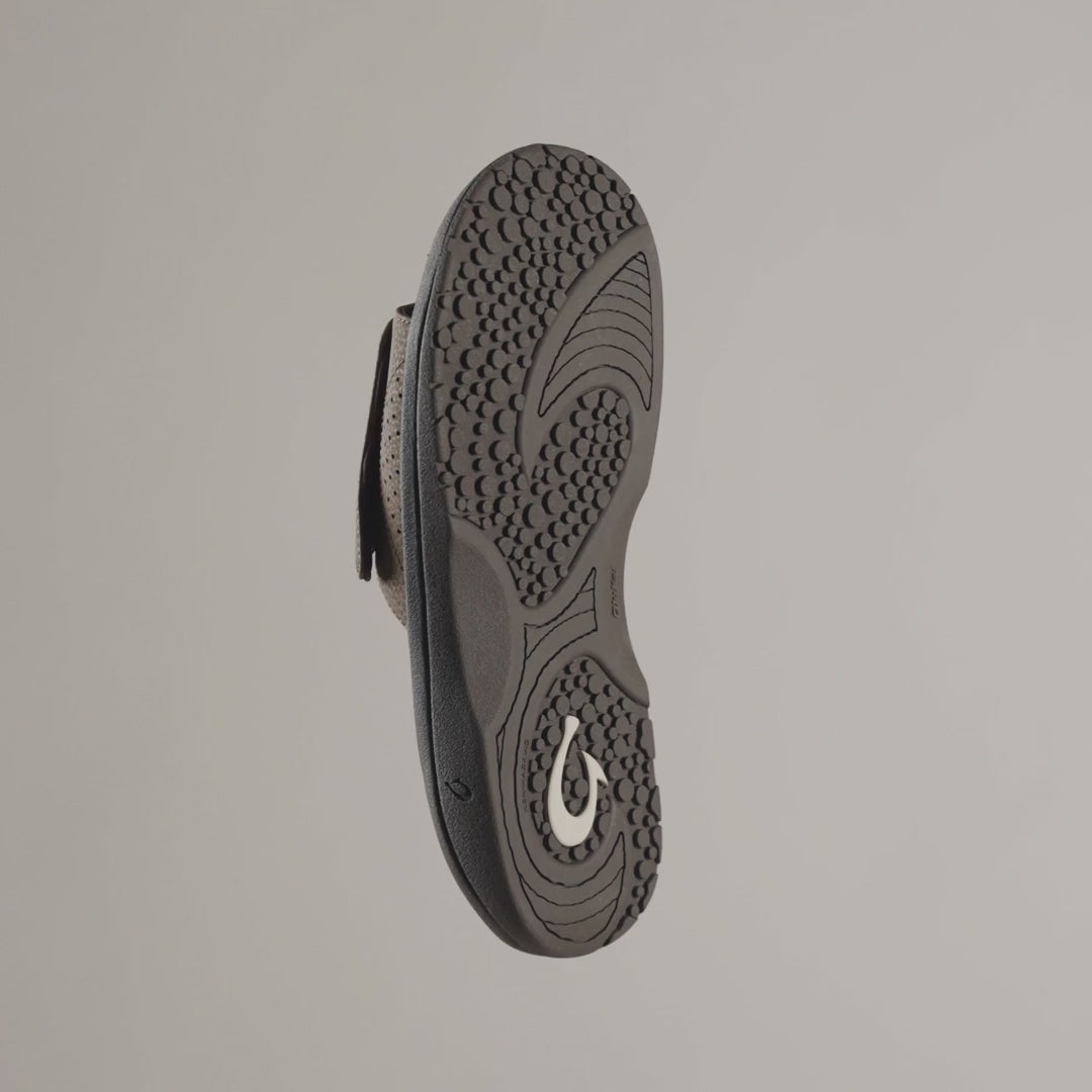 Nalu Slide Men's Beach Slide Sandals - Dark Java | OluKai