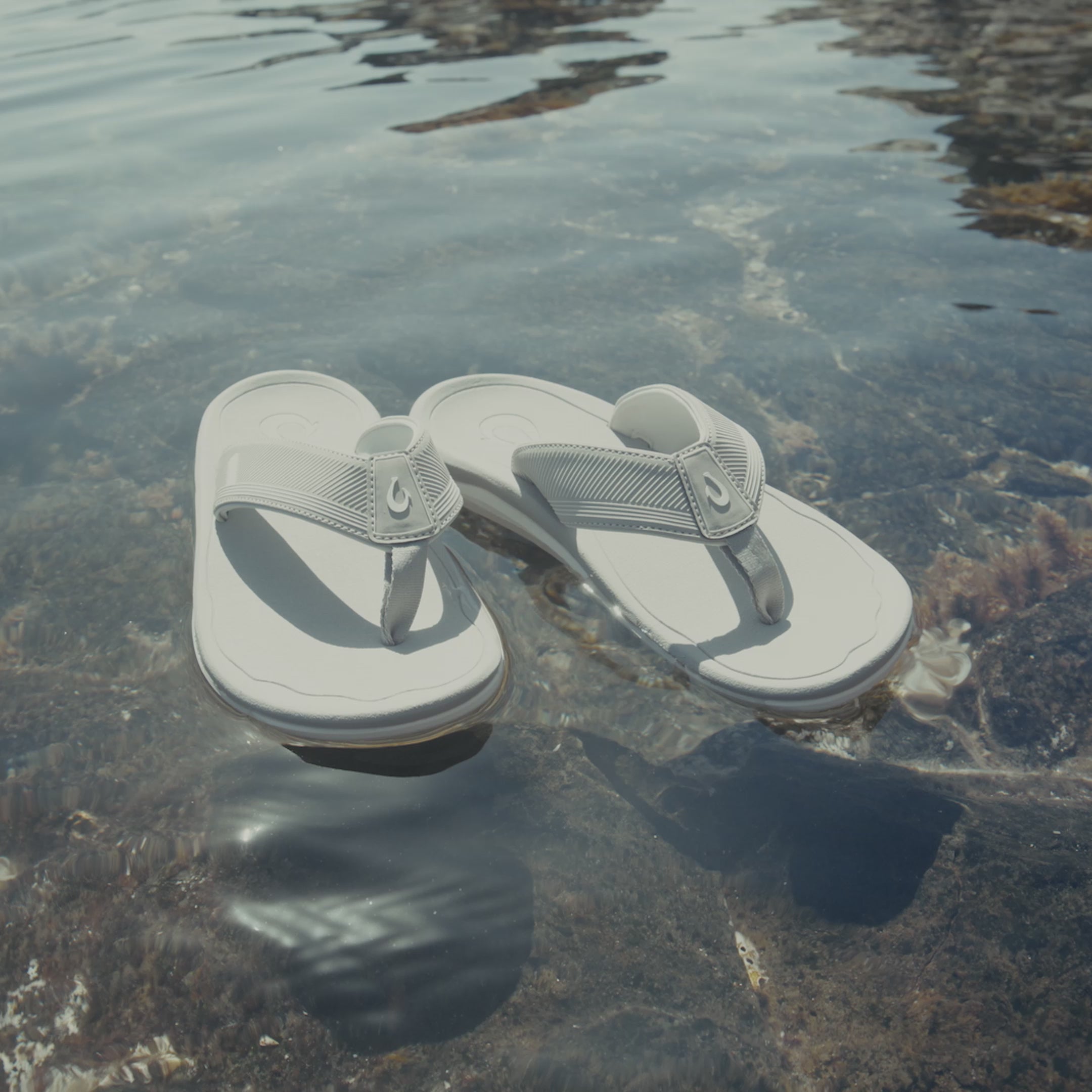 ʻAhi Kai - Seagreen / Trench Blue – OluKai