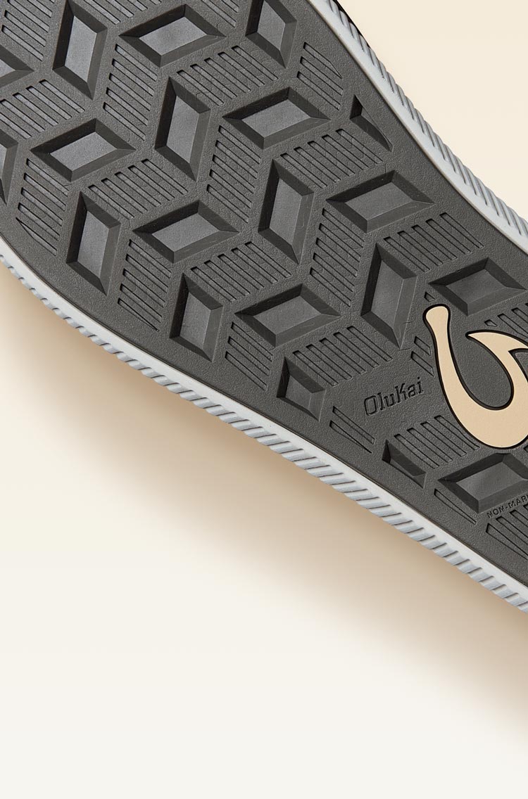Ulele Men's Water-Ready Beach Sandals - Black | OluKai
