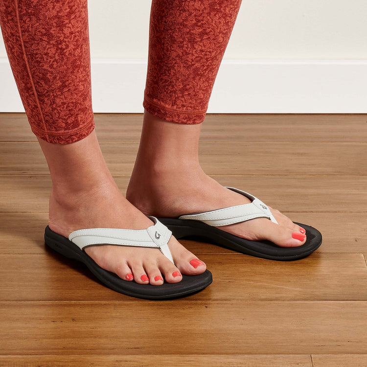 Ohana Women's Best Selling Beach Sandals - White / Black